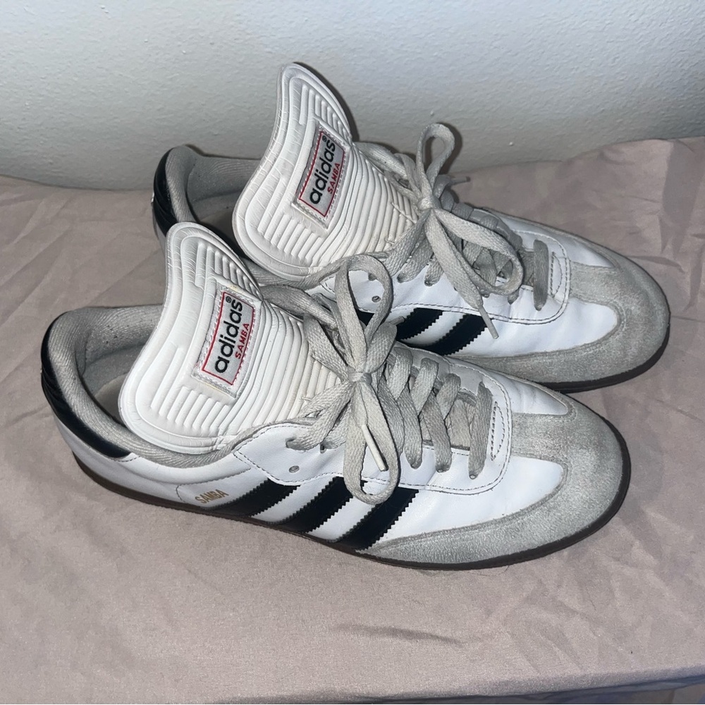 Adidas Samba Classic Men's Shoes - White and Black - Picture 2 of 5
